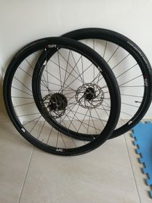 Genesis sr220 Disc Road Wheel Set