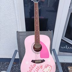 Squier by Fender Hello Kitty Acoustic