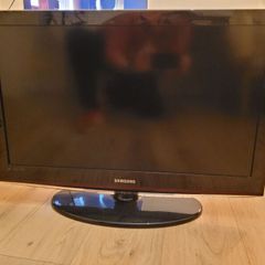 Samsung 32" LCD TV