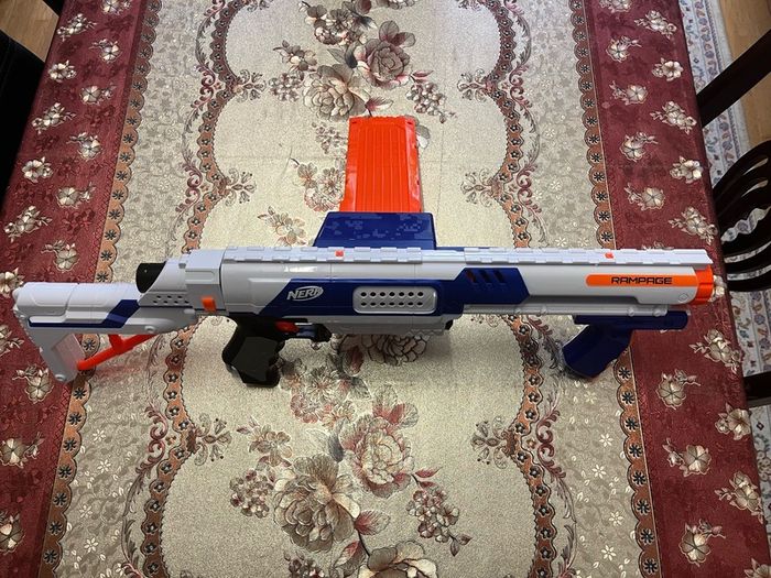 Nerf gun toy