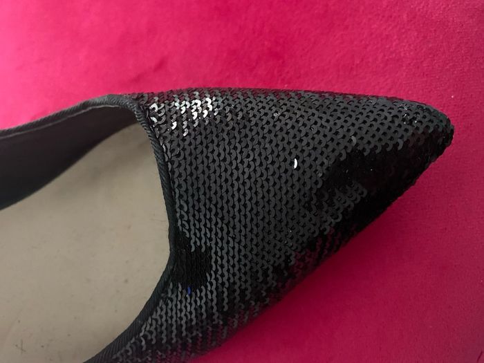 Black Sequinned Classic Stillettoes