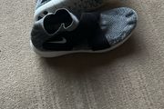 nike running trainers