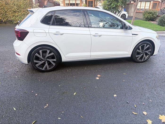 Volkswagen Polo  R - Line Auto 2023