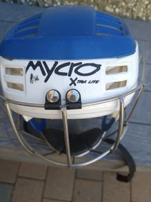 Hurling helmet (medium size)