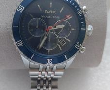 Stunning Michael Kors Bayville Chronograph MK8727  A Timeless Masterpiece