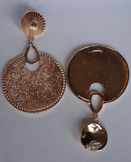 Gold Sunburst Hammered Round Disc Drop Earrings