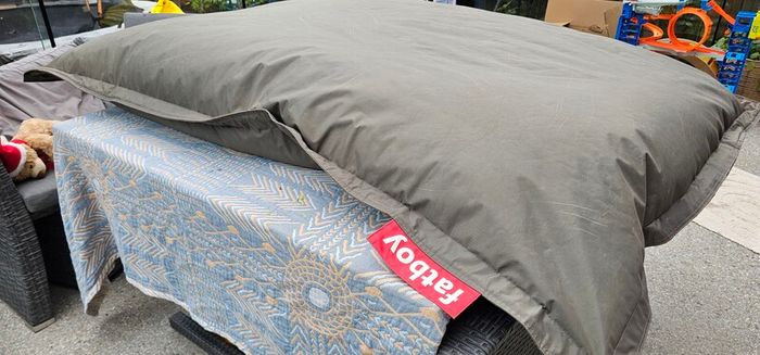 fatboy waterproof bean bag (huge)