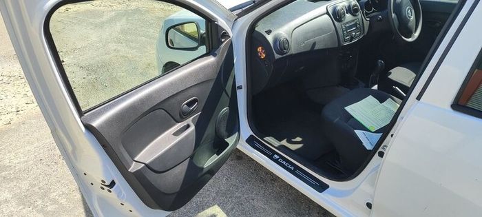 Dacia Sandero 2015 year  come for inspection