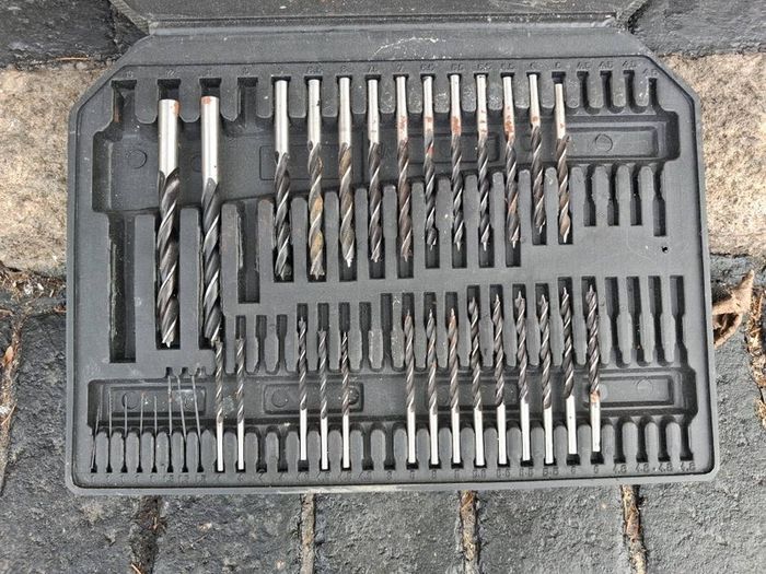 Workzone drill bits