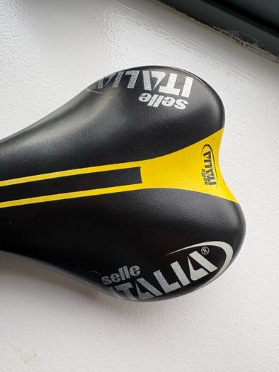 saddle bike selle italia carbon fibre dlr