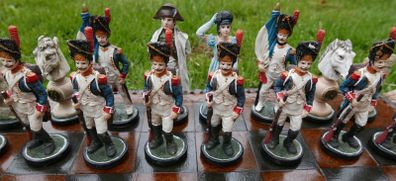 A Battle of Waterloo Chess Set and Board. Napoleon vs Nelson. 17,5" x 17,5" (chess pawn height 4,5")