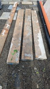 scaffolding planks