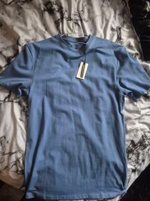 Muscle fit   t shirt
