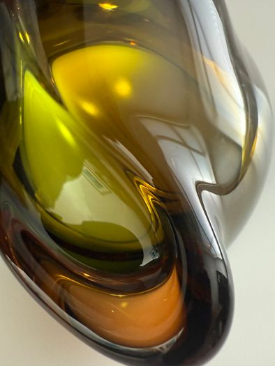 Large Czech Sommerso Art Glass Sculptural Bowl. c.1960s