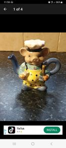Pig tea pot