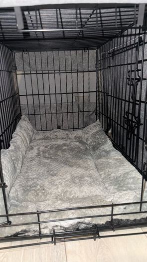 Medium Cardys Dog Crate Cage with Cover & Padded Bed. Excellent Condition