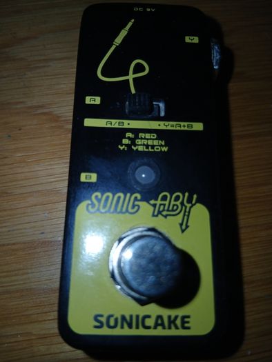 Sonicake Sonic ABY pedal