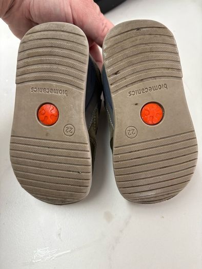 Boys biomecanics shoes EU 22 UK5