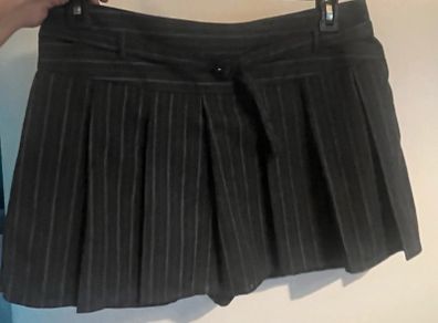 skort