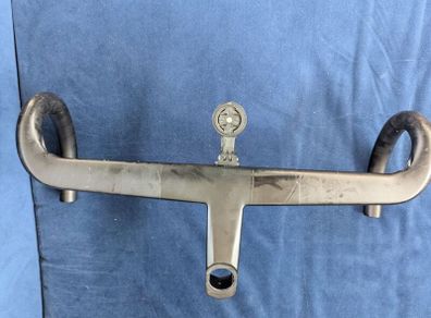 CC.01 Carbon Colnago integrated handlebars