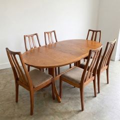 Vintage Mid Century Teak Extending Dining Table & 6 Chairs