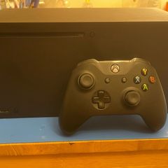 Xbox Series X 1TB with controller