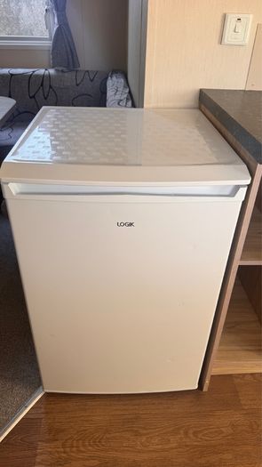 logik fridge