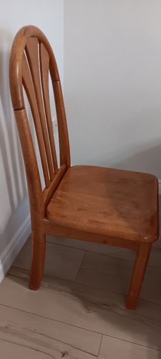 Solid Oak table with 5 chairs