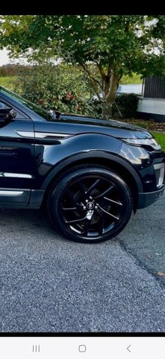 Range Rover Evoque  2 years NCT (March 2028)