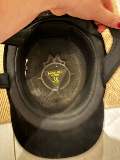 childs horse riding helmet