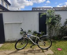 Apollo Verge Mountain Bike - Mudguards and stand Included - Clean and ready