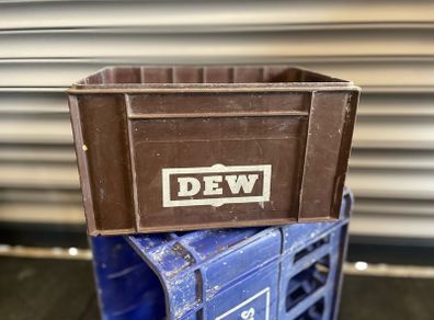 Vintage bottle Tullamore DEW mini crate