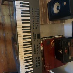 Nektar Impact LX61+ MIDI keyboard controller