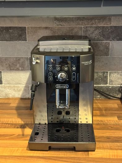 De'Longhi Magnifica S Smart, Coffee Machine FOR PARTS