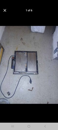 Electric tile cutter with tiling trowel