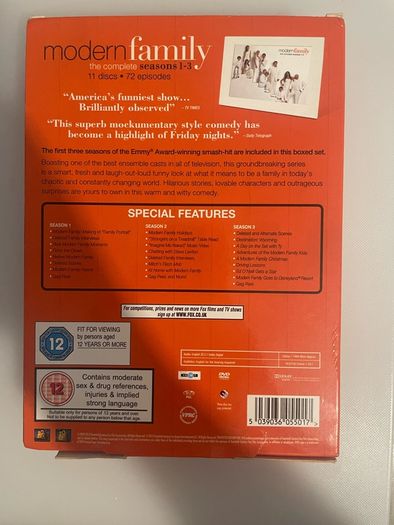 DVD boxset of modern family the complete seasons 1-3 11 discs 72 episodes