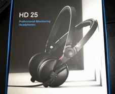 Sennheiser Professional HD 25 On-Ear DJ Headphones