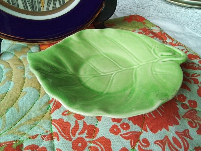 Crown Devon Apple sauce dish With