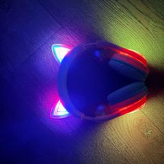 iClever Kids Bluetooth light up Headphones