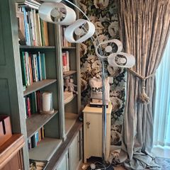 Floor lamp