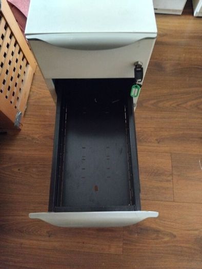 steel drawers/filing cabinet