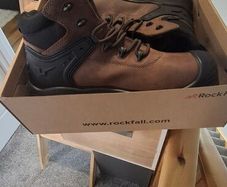 safety boots
