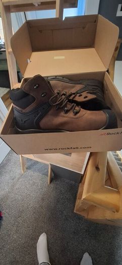 safety boots