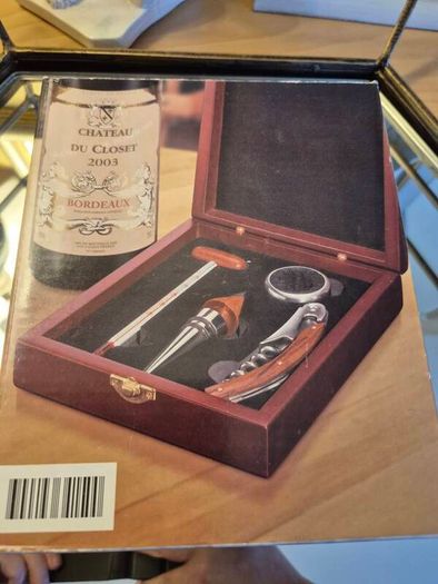 4 piece Wine Sommelier Set in Presentation Box, New, AV