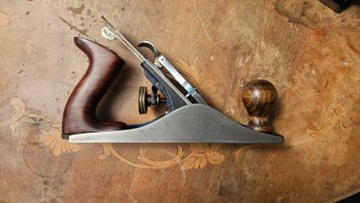 Record 04 smoothing plane