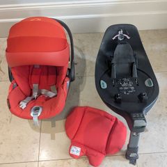Cybex Cloud Z i-size Rotating Baby Car Seat and Base