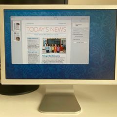 Apple Mac Cinema Display Monitor