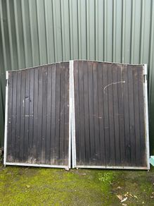 9ft Galvanised gates