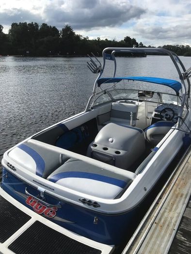 TIGE Switch Series Wake Boat