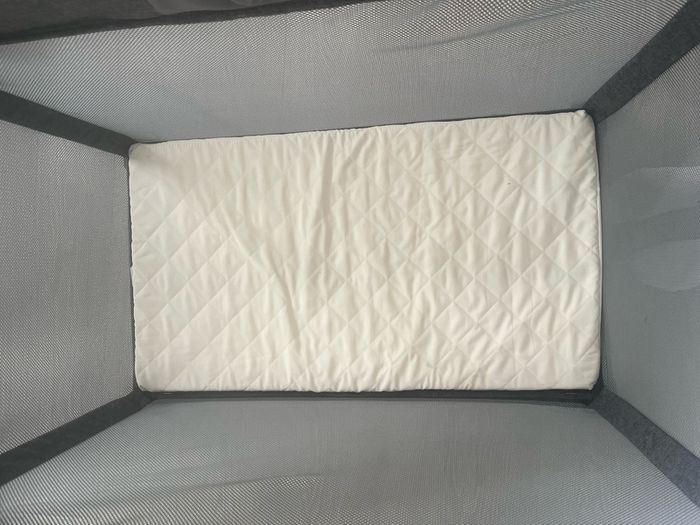 Bugaboo Stardust Travel Cot (Grey)